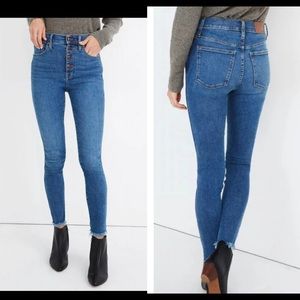 Like New! Madewell 10” High Rise Jeans. Size 26P